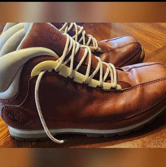 Two Pair-Timberland ACT Women'sLeather Boots Sz 9 Timberland. Both black & conac - Picture 2 of 2